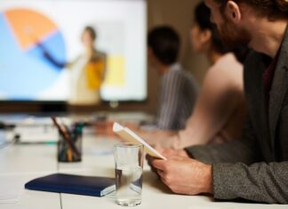 Jak efektywnie planować i organizować pracę zespołu