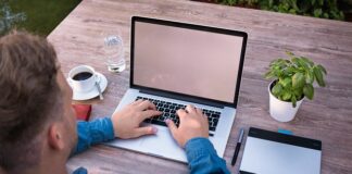 Jak się pisze słowo marzenia?