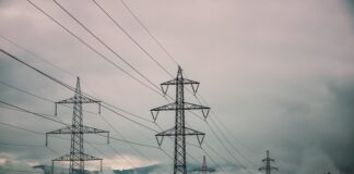 Jak sprzedawać usługi telekomunikacyjne?