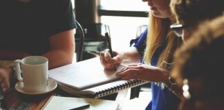 Jak się robi notatki na studiach?