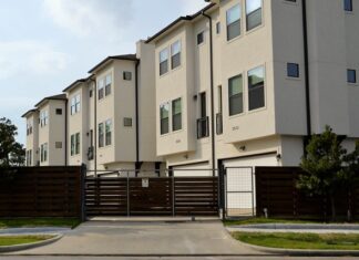 Czy można sprawdzić dochody firmy?