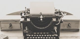 Co to znaczy słowo kluczowe?